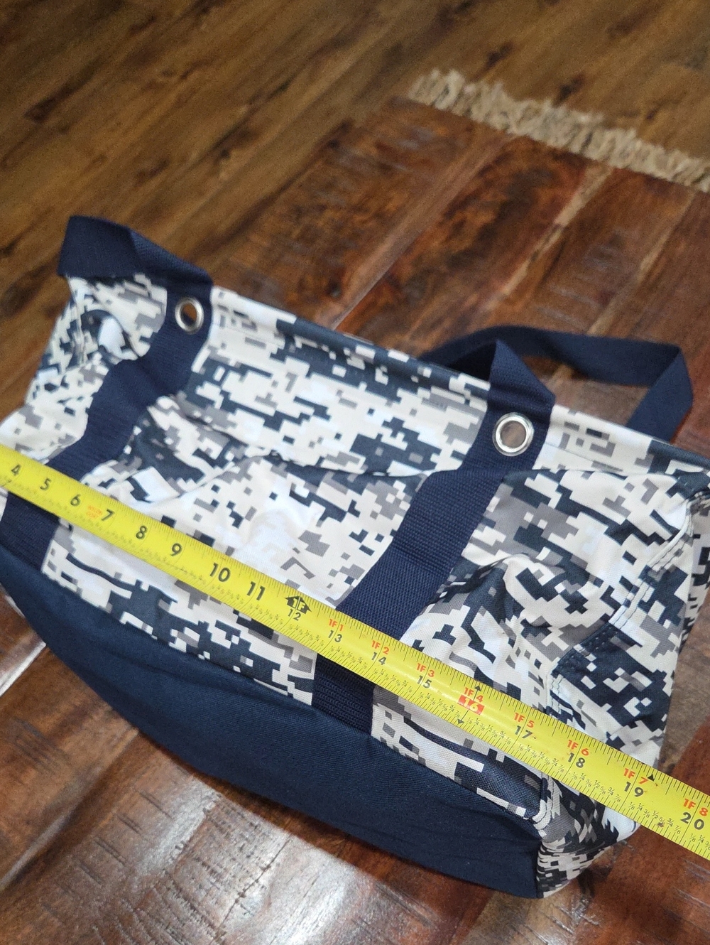 NWT Thirty-One Bag - Picture 4 of 6